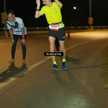 Runner Photo 7691403