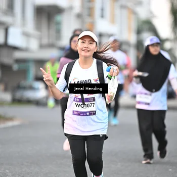 Runner Photo 7691409