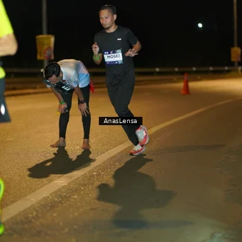 Runner Photo 7691410