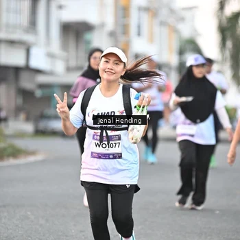 Runner Photo 7691418