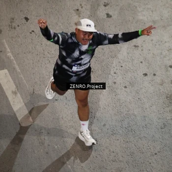 Runner Photo 7691433