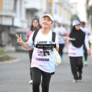 Runner Photo 7691441