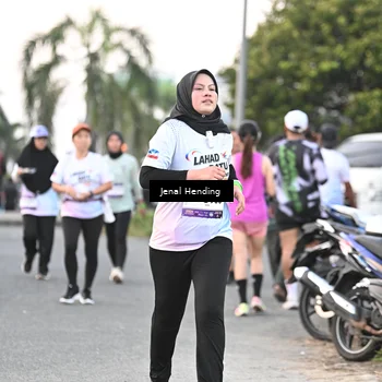 Runner Photo 7691444