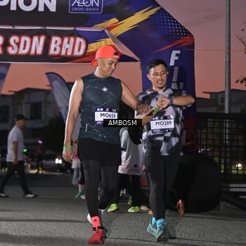 Runner Photo 7691448
