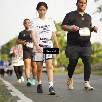 Runner Photo 7691484