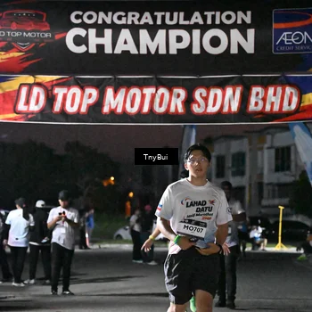 Runner Photo 7691485