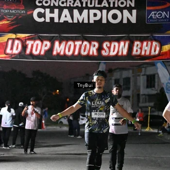 Runner Photo 7691499