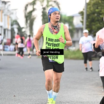 Runner Photo 7691541