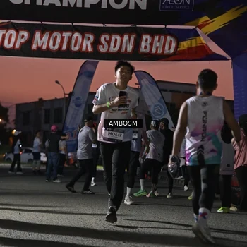 Runner Photo 7691542