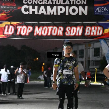 Runner Photo 7691551