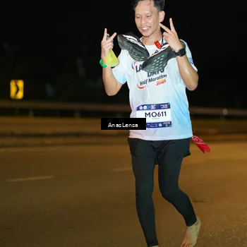 Runner Photo 7691557