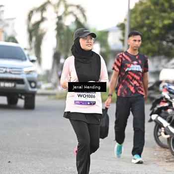 Runner Photo 7691564