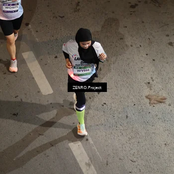 Runner Photo 7691574