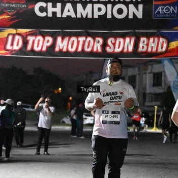 Runner Photo 7691577