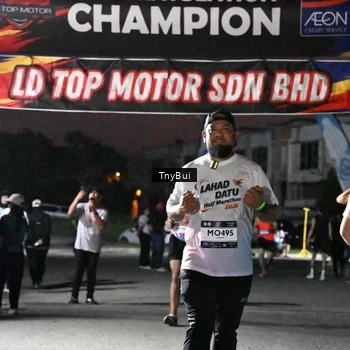 Runner Photo 7691580