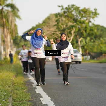 Runner Photo 7691586