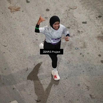 Runner Photo 7691609