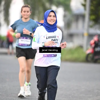 Runner Photo 7691611