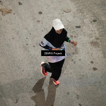 Runner Photo 7691630