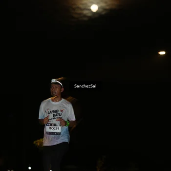 Runner Photo 7691641