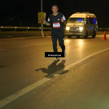 Runner Photo 7691643