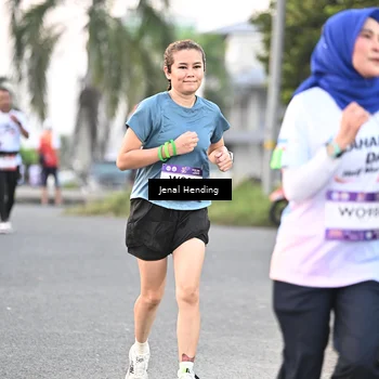 Runner Photo 7691649