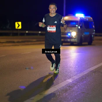 Runner Photo 7691650