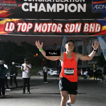 Runner Photo 7691651
