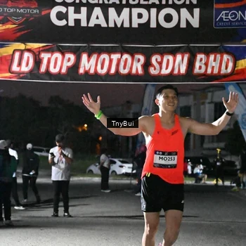 Runner Photo 7691657
