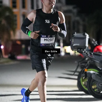 Runner Photo 7691664