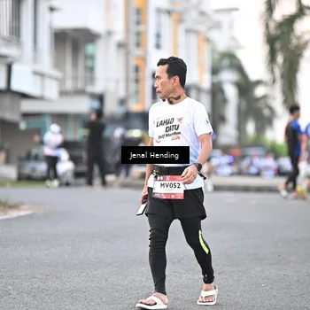 Runner Photo 7691668