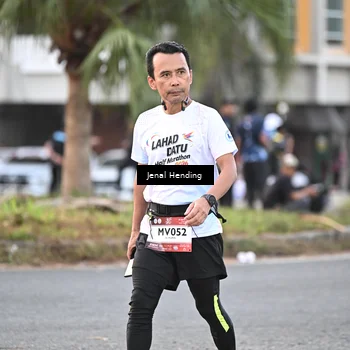 Runner Photo 7691672