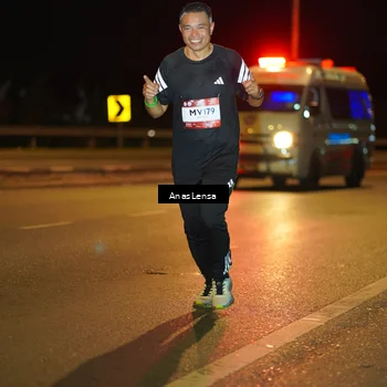 Runner Photo 7691687