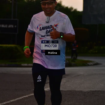 Runner Photo 7691693