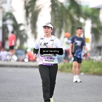 Runner Photo 7691695