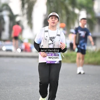 Runner Photo 7691702