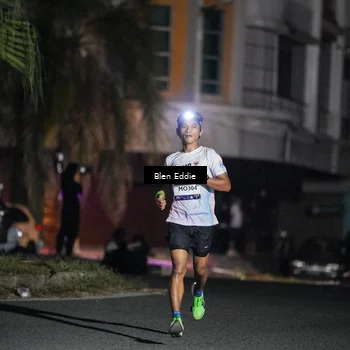Runner Photo 7691703