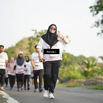 Runner Photo 7691714