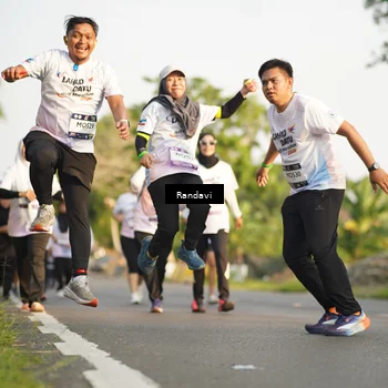 Runner Photo 7691730