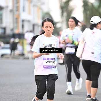 Runner Photo 7691736