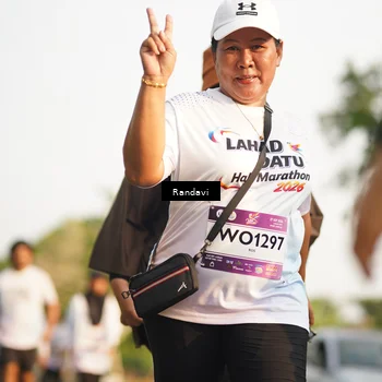 Runner Photo 7691737