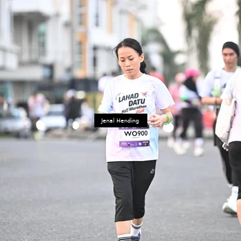 Runner Photo 7691740