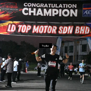 Runner Photo 7691741