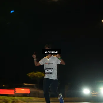 Runner Photo 7691743