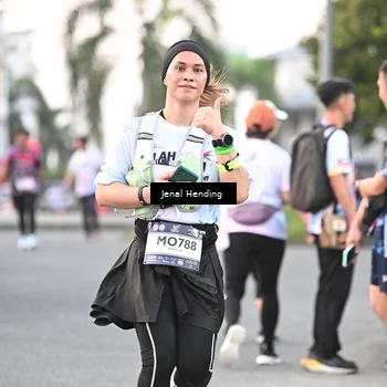 Runner Photo 7691748