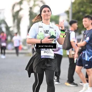 Runner Photo 7691750