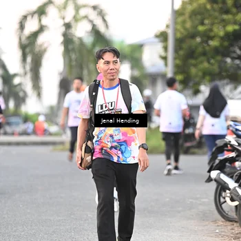 Runner Photo 7691758