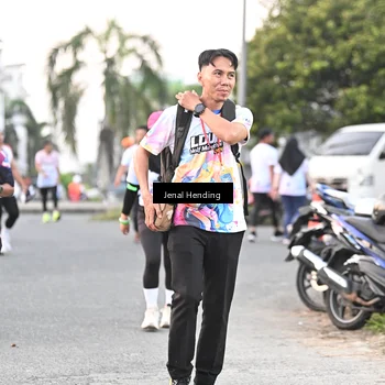 Runner Photo 7691764