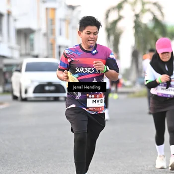 Runner Photo 7691771