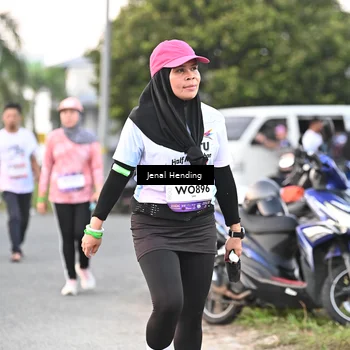 Runner Photo 7691785